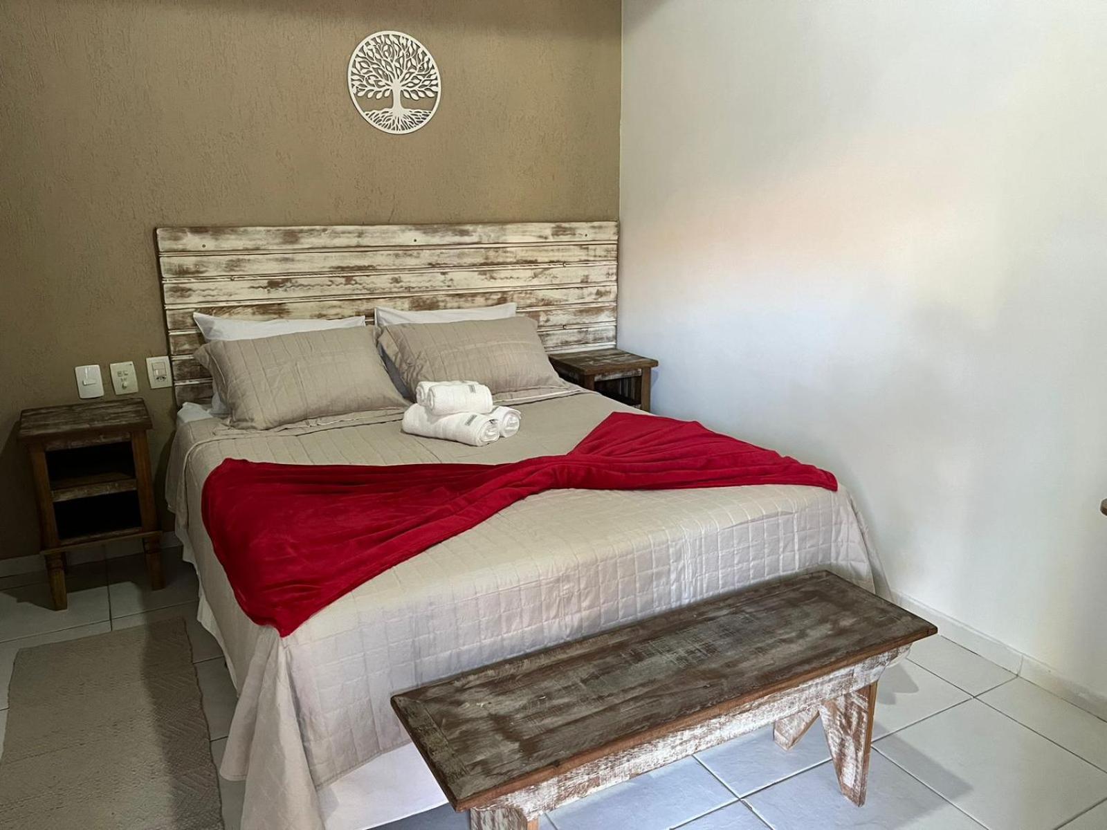 Pensão Casa Da Aroeira *